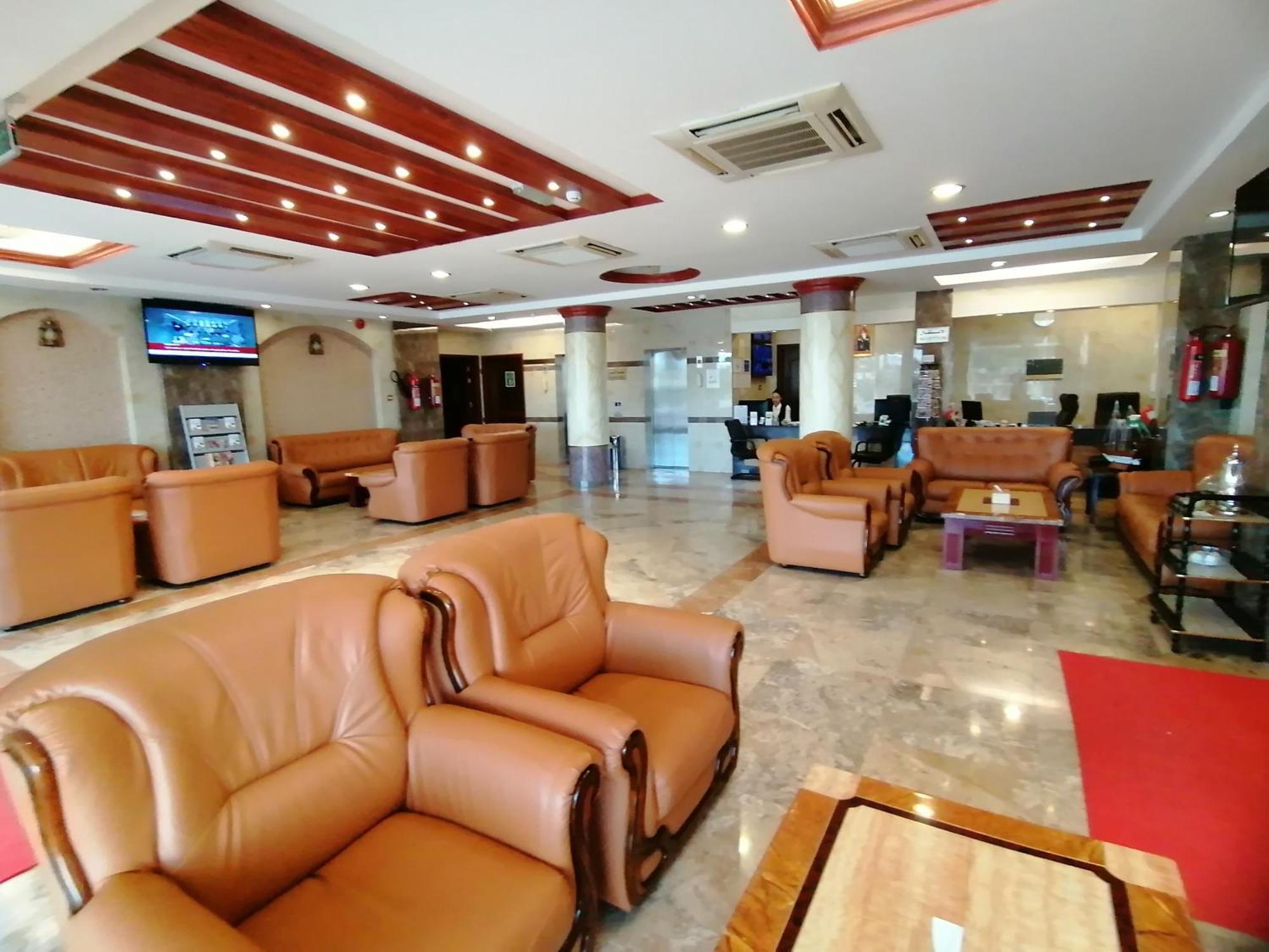 โรงแรมนิซวา อพาร์ตเมนท์ ภายนอก รูปภาพ